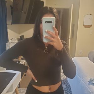 Olive green turtleneck crop top ribbed long sleeve sweater